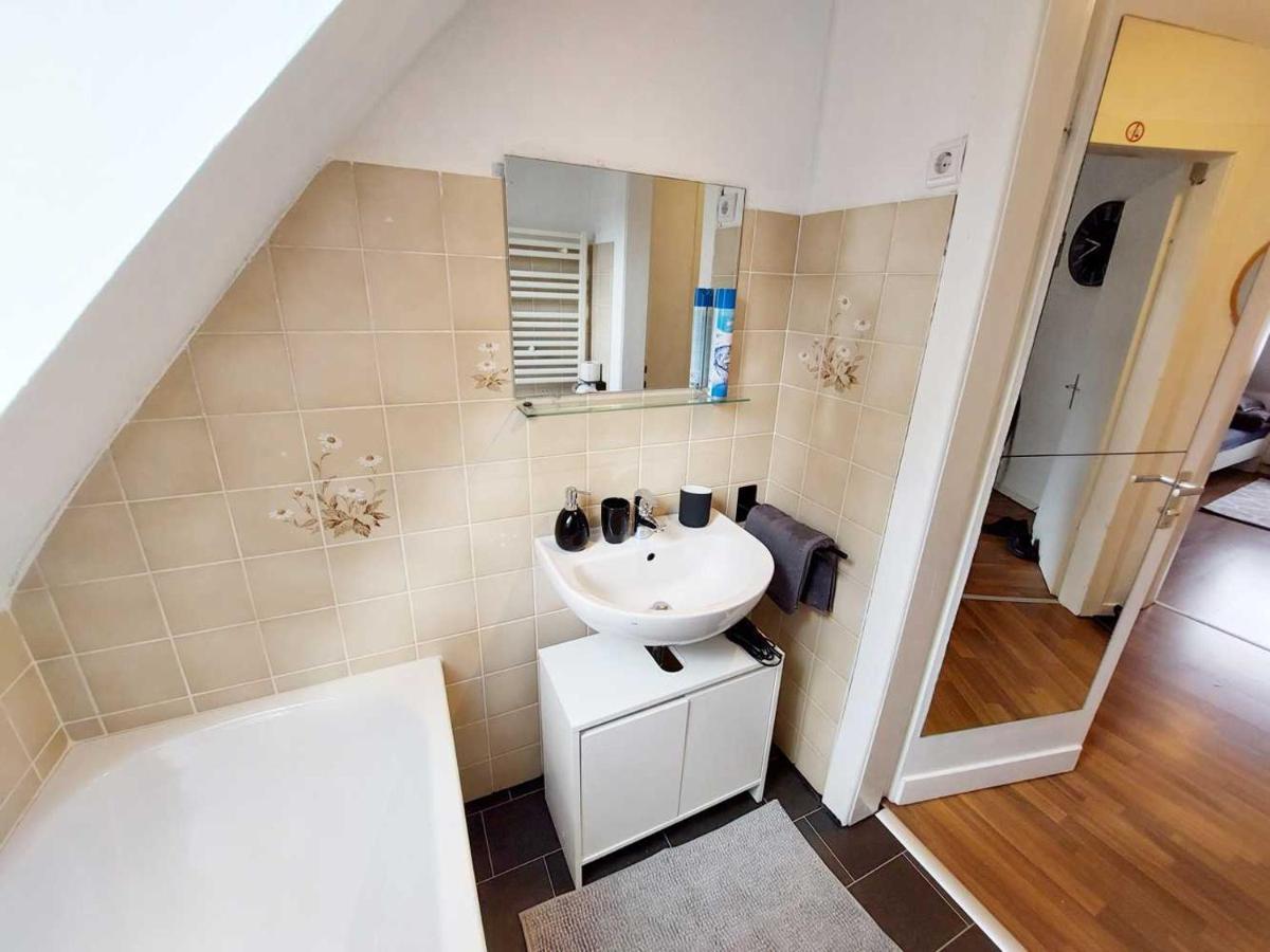 Cozy Apartment With Garden In Gelsenkirchen Dış mekan fotoğraf